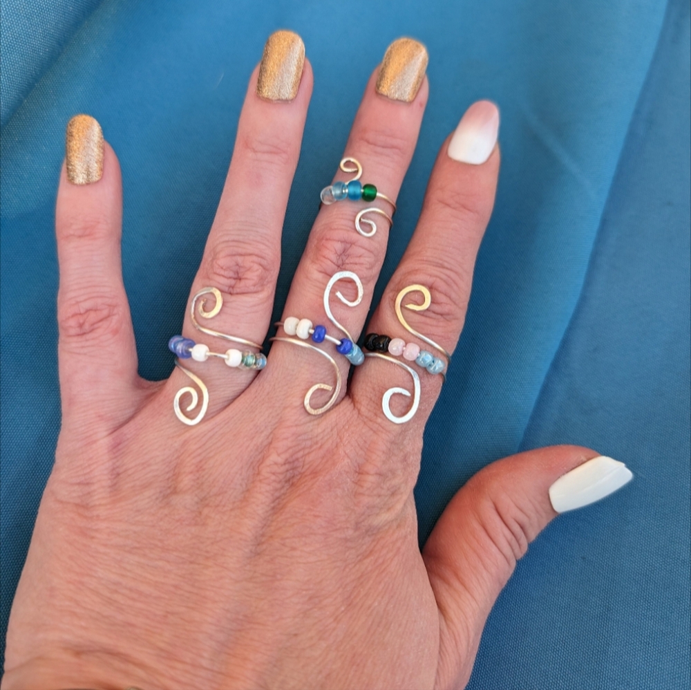 Handmade anxiety Ring fidget adjustable glass seed beads worry